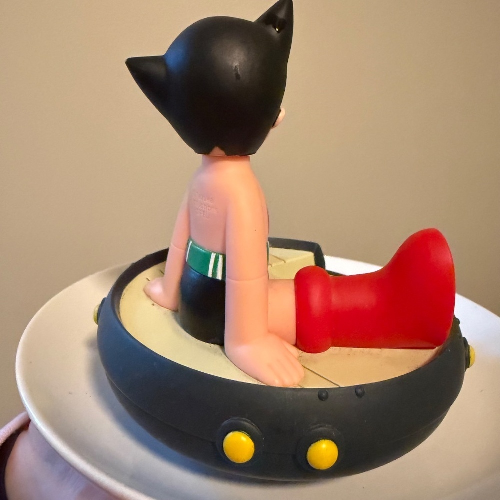 Vintage Astro Boy Vinyl Figure Display Base - Picture 5 of 7